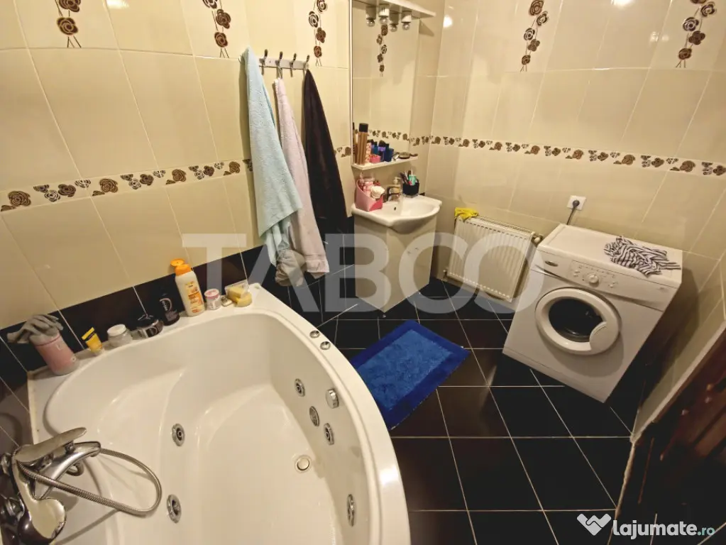 Apartament cu suprafata generoasa de 73mp 2 camere de vanzar - Sibiu (Sibiu)