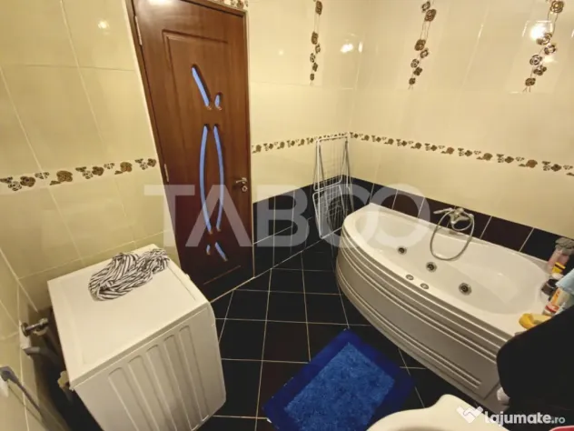 Apartament cu suprafata generoasa de 73mp 2 camere de vanzar - Sibiu (Sibiu)