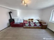 Casa individuala 500 mp teren cu acces auto in curte in Sura 