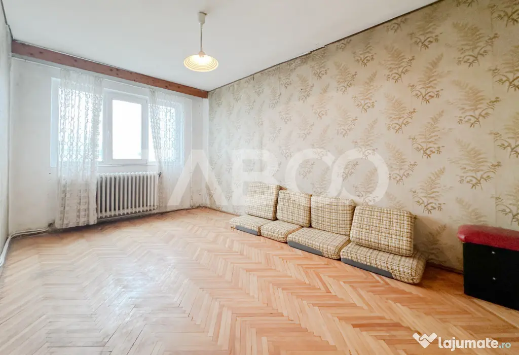 Apartament cu 4 camere de vanzare cu boxa in Manastur - Cluj-Napoca (Cluj)