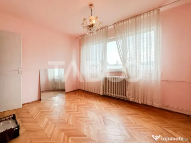 Apartament cu 4 camere de vanzare cu boxa in Manastur - Cluj-Napoca (Cluj)