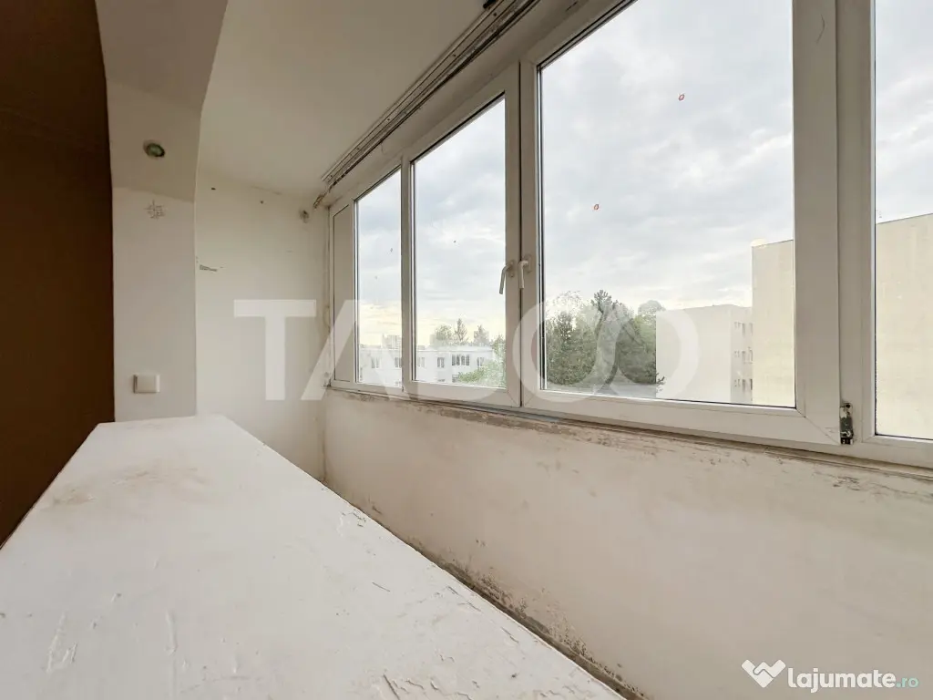 Apartament cu 4 camere de vanzare cu boxa in Manastur - Cluj-Napoca (Cluj)
