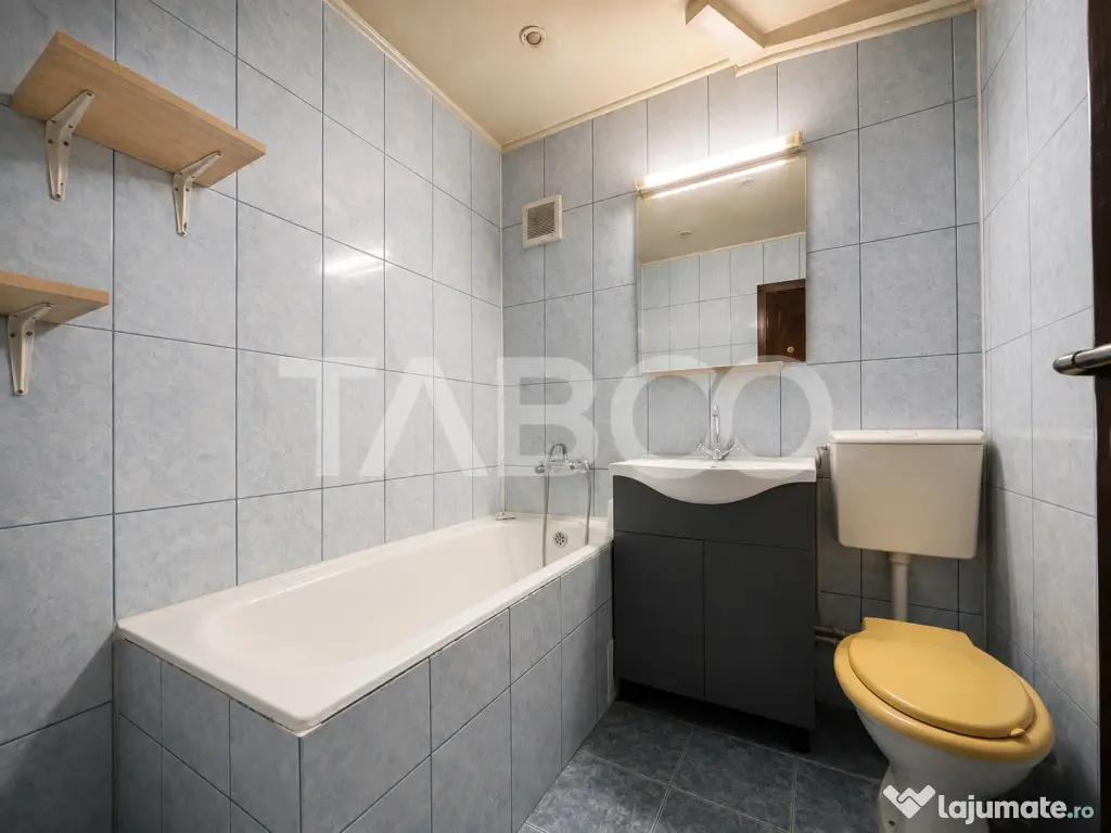 Apartament in Manastur cu 3 camere decomandate zona Primaver - Cluj-Napoca (Cluj)