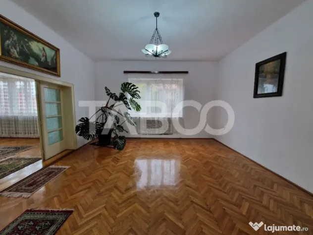 Apartament central 4 camere spatiu comercial garaj si pivnit - Sibiu (Sibiu)