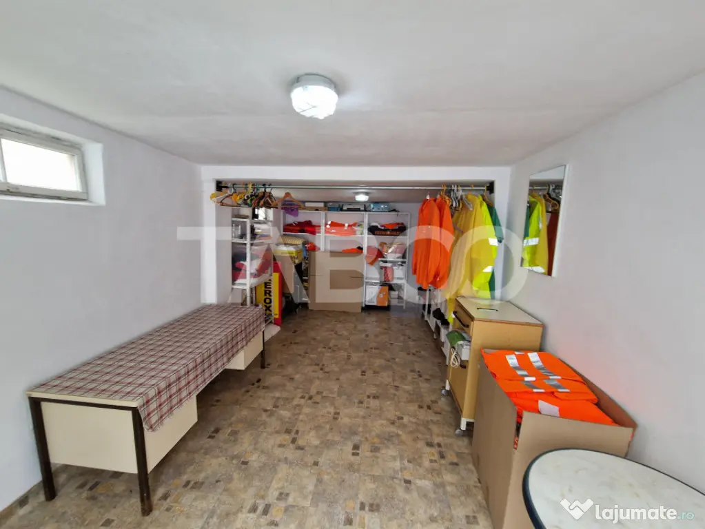 Apartament central 4 camere spatiu comercial garaj si pivnit - Sibiu (Sibiu)