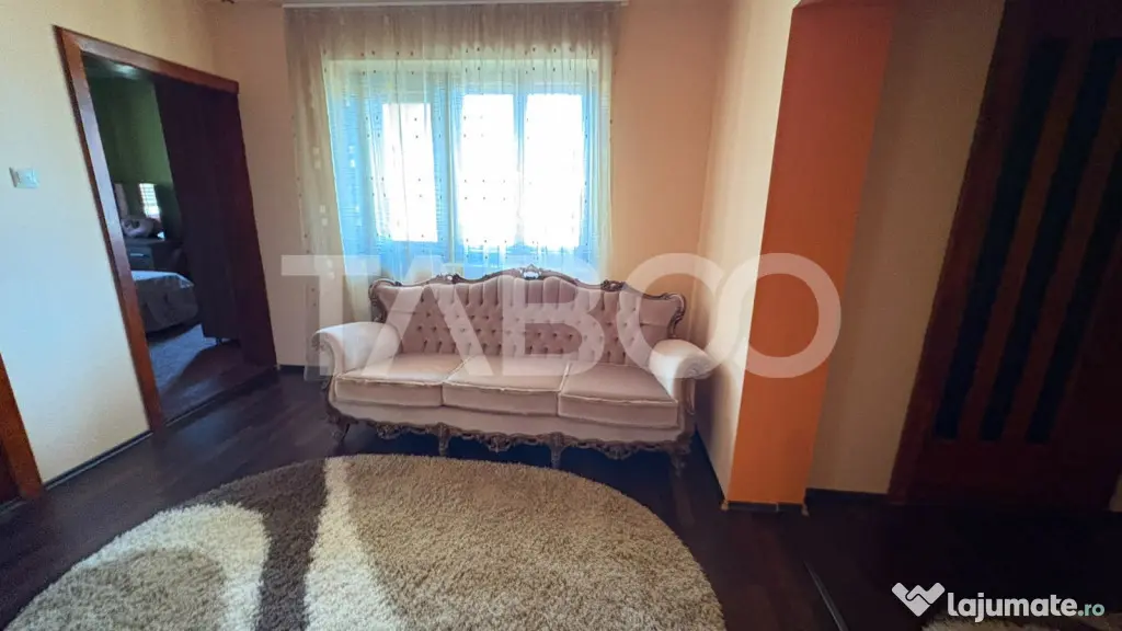 Casa spatioasa 300 mp utili curte amenajata filigorie pe 800 - Saliste (Sibiu)