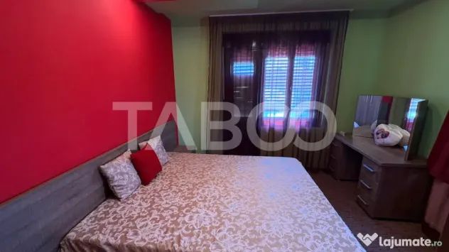 Casa spatioasa 300 mp utili curte amenajata filigorie pe 800 - Saliste (Sibiu)