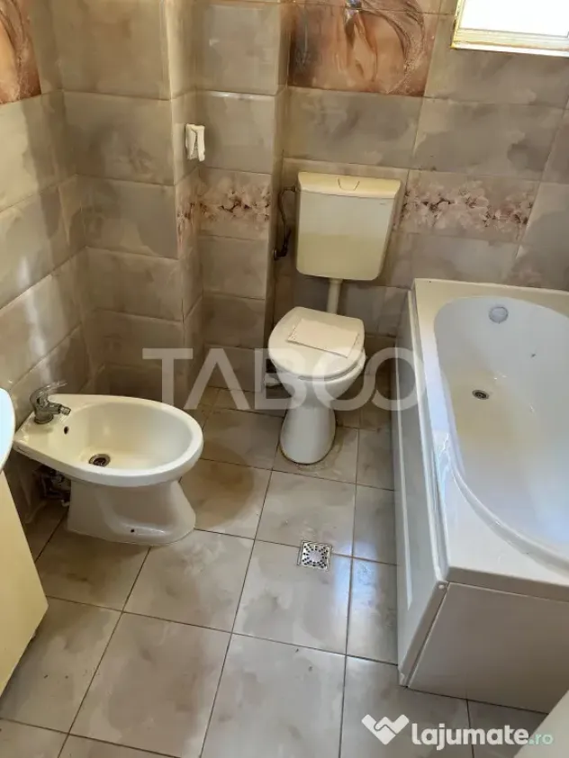 Casa individuala de vanzare cu acces auto in Terezian - Sibiu (Sibiu)