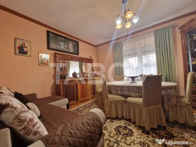Casa individuala de vanzare cu acces auto in Terezian - Sibiu (Sibiu)