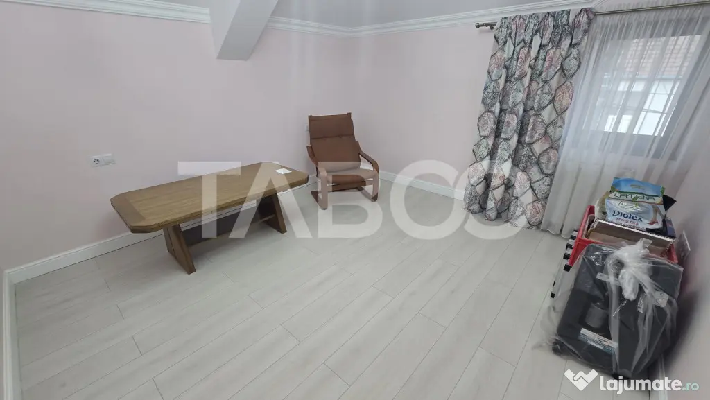 Casa individuala cu 10 camere si 530mp curte libera in zona - Sibiu (Sibiu)