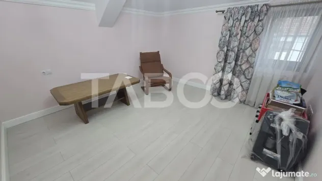 Casa individuala cu 10 camere si 530mp curte libera in zona - Sibiu (Sibiu)