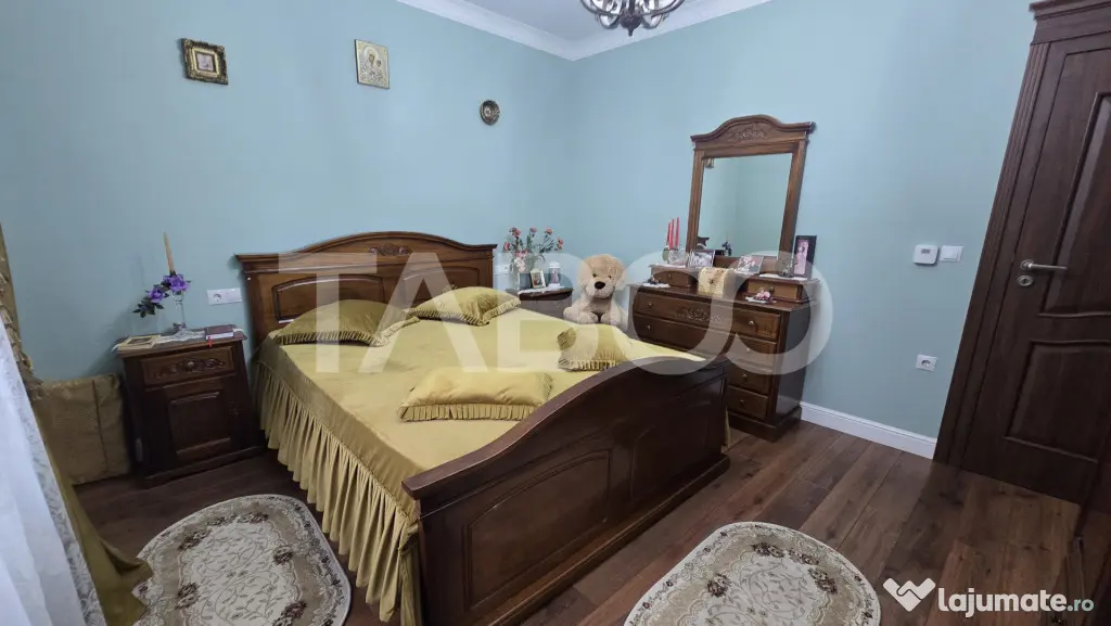 Casa individuala cu 10 camere si 530mp curte libera in zona - Sibiu (Sibiu)