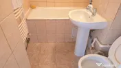Vand apartament 2 camere decomandat in Deva, zona Micro 15,