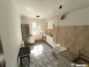 Apartament cu 3 camere, complet decomandat – Tecuci