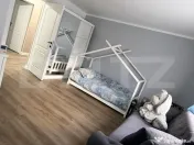 Casă de vânzare, 244 mp, zona Nord-Est