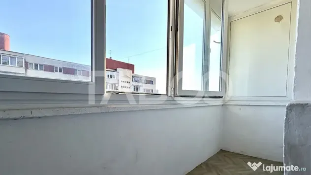 Apartament cu 3 camere de vanzare la cheie in Cartierul Grig - Cluj-Napoca (Cluj)