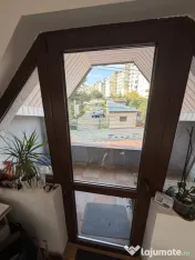 CLĂDIRE COMERCIALĂ DE VÂNZARE – 3 NIVELE, ÎN CENTRUL O 