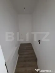 Apartament 3 camere, 2 bai,terasă generoasă, parcare inclu 
