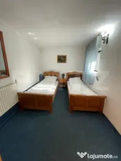Complex hotelier, 1300 mp, teren 700 mp, zona Cornesti 