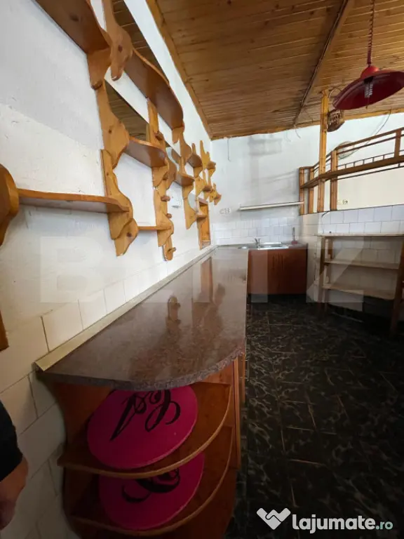 Complex hotelier, 1300 mp, teren 700 mp, zona Cornesti - Cornesti (Cluj)
