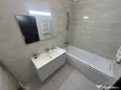 Apartament 3 camere zona Faleza Nord cu Vedere la Mare si Loc de Parcare