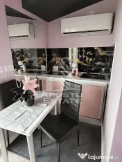 Apartament de lux, 3 camere, scara interioară și curte, Deva 