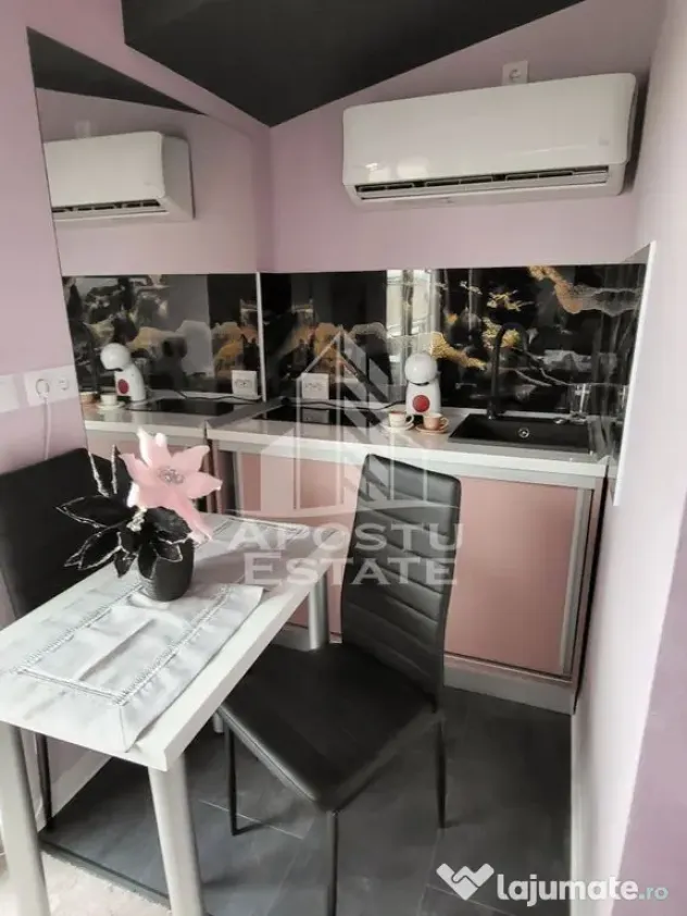 Apartament de lux, 3 camere, scara interioară și curte, Deva - Deva (Hunedoara)