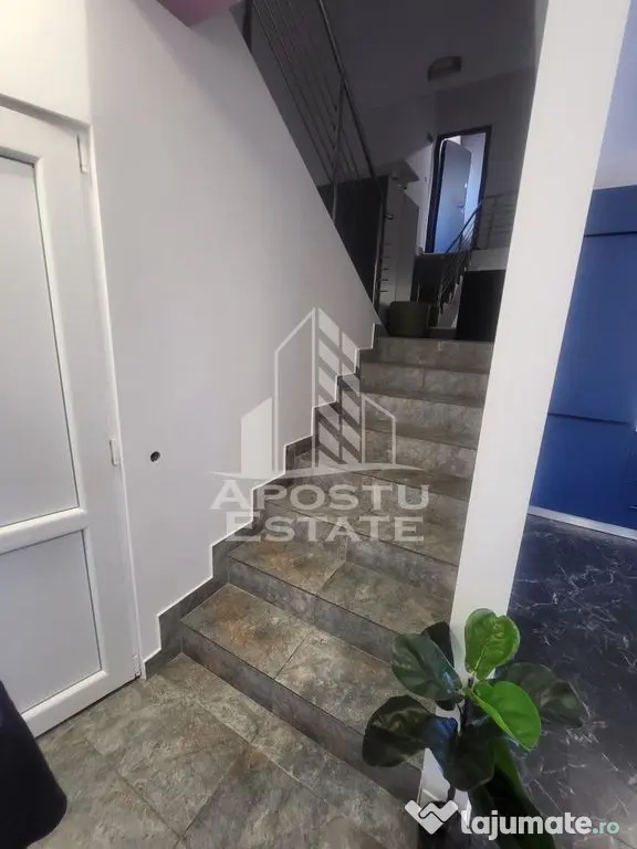 Apartament de lux, 3 camere, scara interioară și curte, Deva - Deva (Hunedoara)