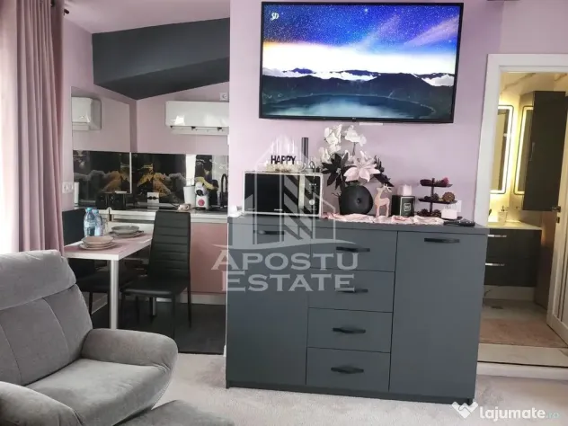 Apartament de lux, 3 camere, scara interioară și curte, Deva - Deva (Hunedoara)