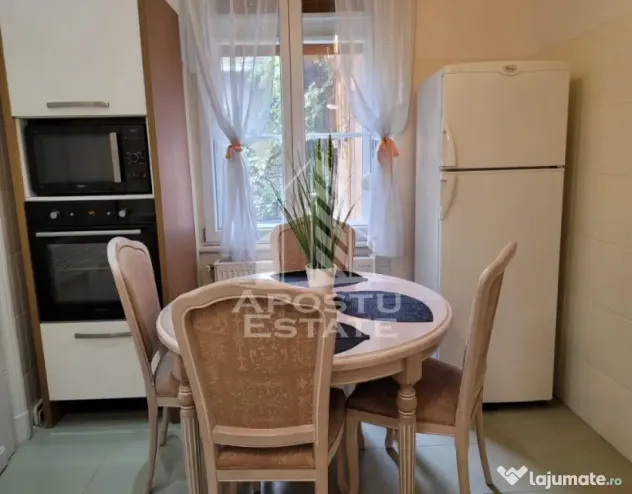Apartament renovat de vanzare, 4 camere, 3 bai, zona centrala, Iosefin - Timisoara (Timis)