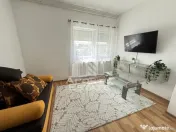 Apartament cu 3 camere de vanzare , Cu grădina , Sanandrei
