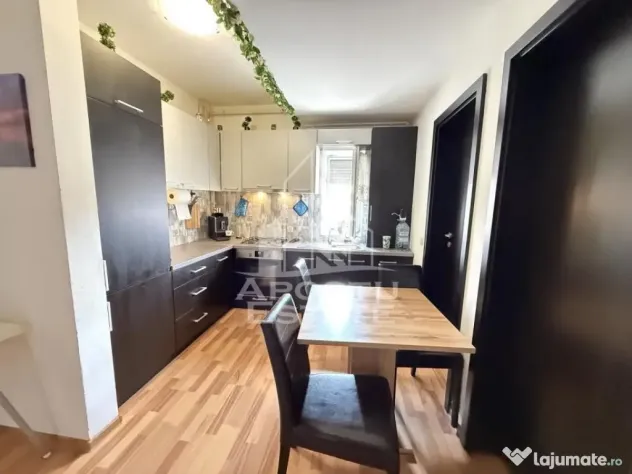 Apartament cu 3 camere de vanzare , Cu grădina , Sanandrei - Sanandrei (Timis)