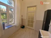 Apartament cu 3 camere de inchiriat in Piata Libertatii 