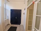Apartament cu 3 camere de inchiriat in Piata Libertatii 
