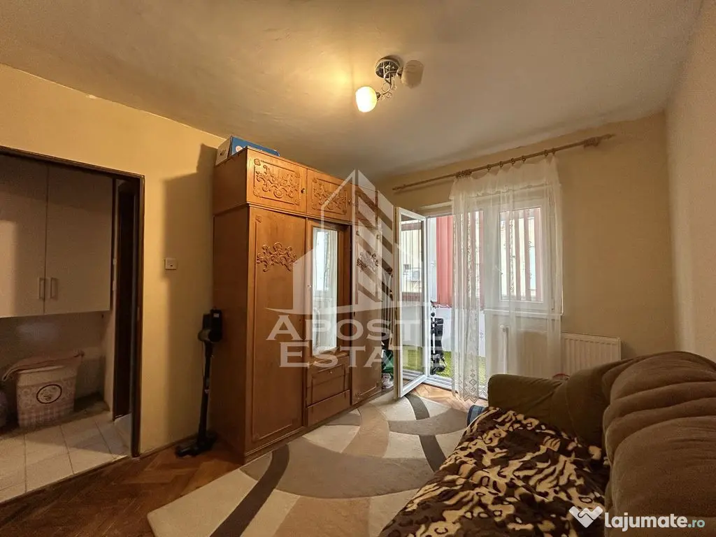 Apartament la etaj interemediar, 3 camere, 55 mp, Zona Girocului - Timisoara (Timis)