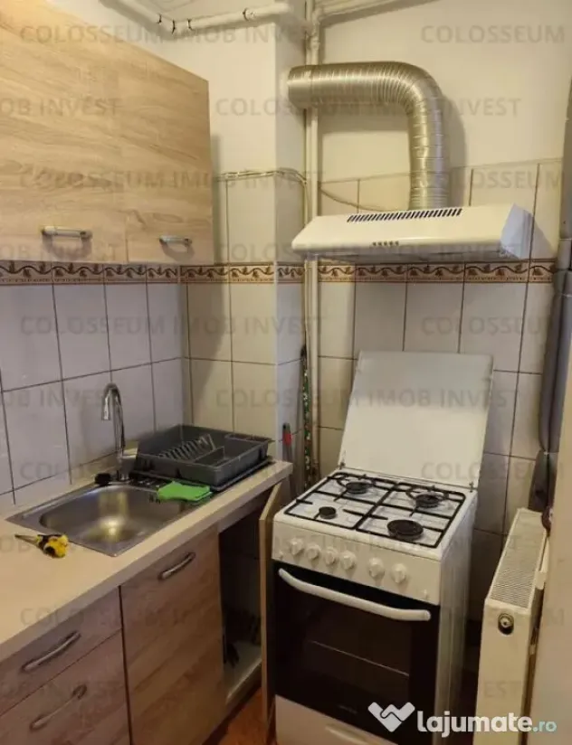 Garsoniera 30 mp | Mobilata si Utilata | Zona Astra - Brasov (Brasov)