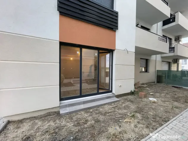 SPATIU COMERCIAL DE VANZARE | DUMBRAVITA | 112 MP | 5 PARCAR - Dumbravita (Timis)
