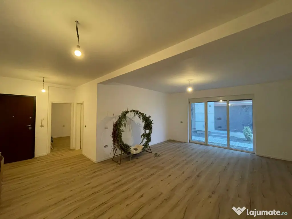 SPATIU COMERCIAL DE VANZARE | DUMBRAVITA | 112 MP | 5 PARCAR - Dumbravita (Timis)