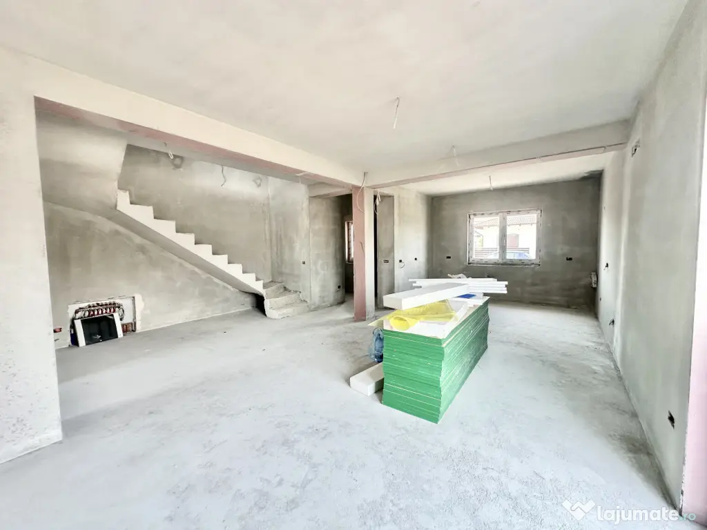 Duplex despartit prin camera tehnica - 4 camere - Cartier Eu - Mosnita Noua (Timis)