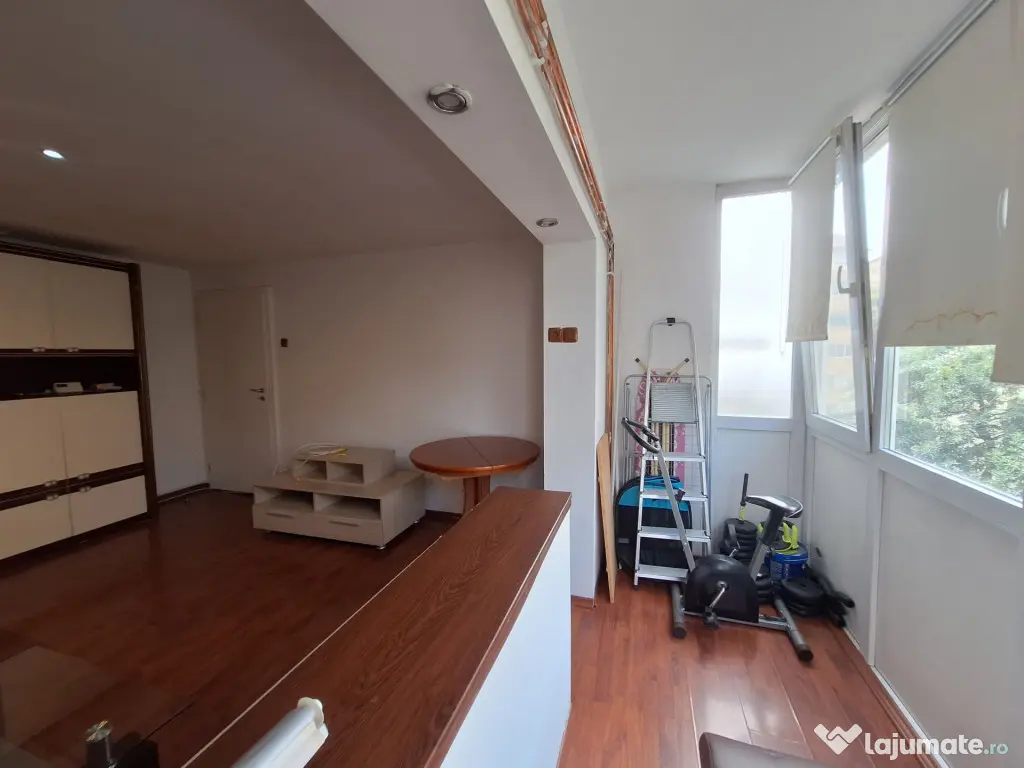Apartamet 3 camere-67 mp-Etaj 2-Centrala proprie-Mobilat si - Timisoara (Timis)