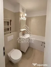 Apartament de vanzare cu 3 camere, 2 bai, zona Soarelui 
