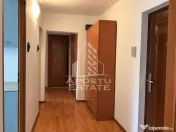 Apartament de vanzare cu 2 camere, zona Sagului, Decomandat 