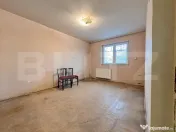 Apartament cu 2 camere decomandate, ideal pentru renovare ș 
