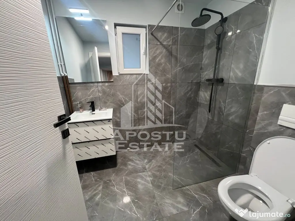 Inchiriez casa cu 2 apartamente ptr muncitori curte, zona Al. Ghirodei - Ghiroda (Timis)
