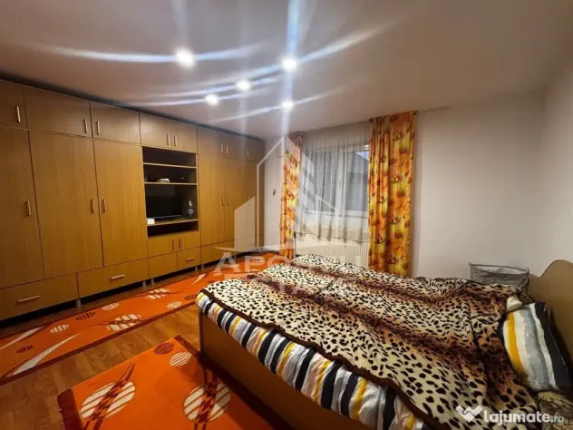 Inchiriez casa cu 2 apartamente ptr muncitori curte, zona Al. Ghirodei - Ghiroda (Timis)