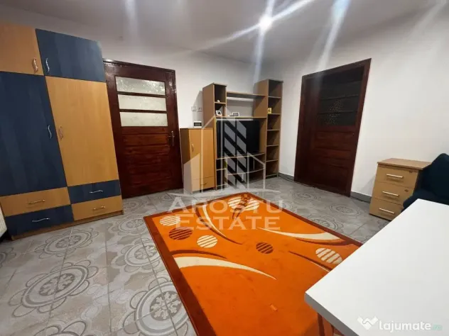 Inchiriez casa cu 2 apartamente ptr muncitori curte, zona Al. Ghirodei - Ghiroda (Timis)