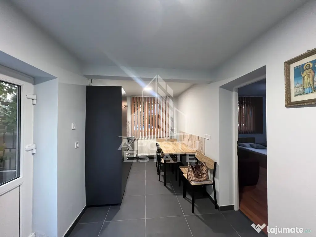 Inchiriez casa cu 2 apartamente ptr muncitori curte, zona Al. Ghirodei - Ghiroda (Timis)