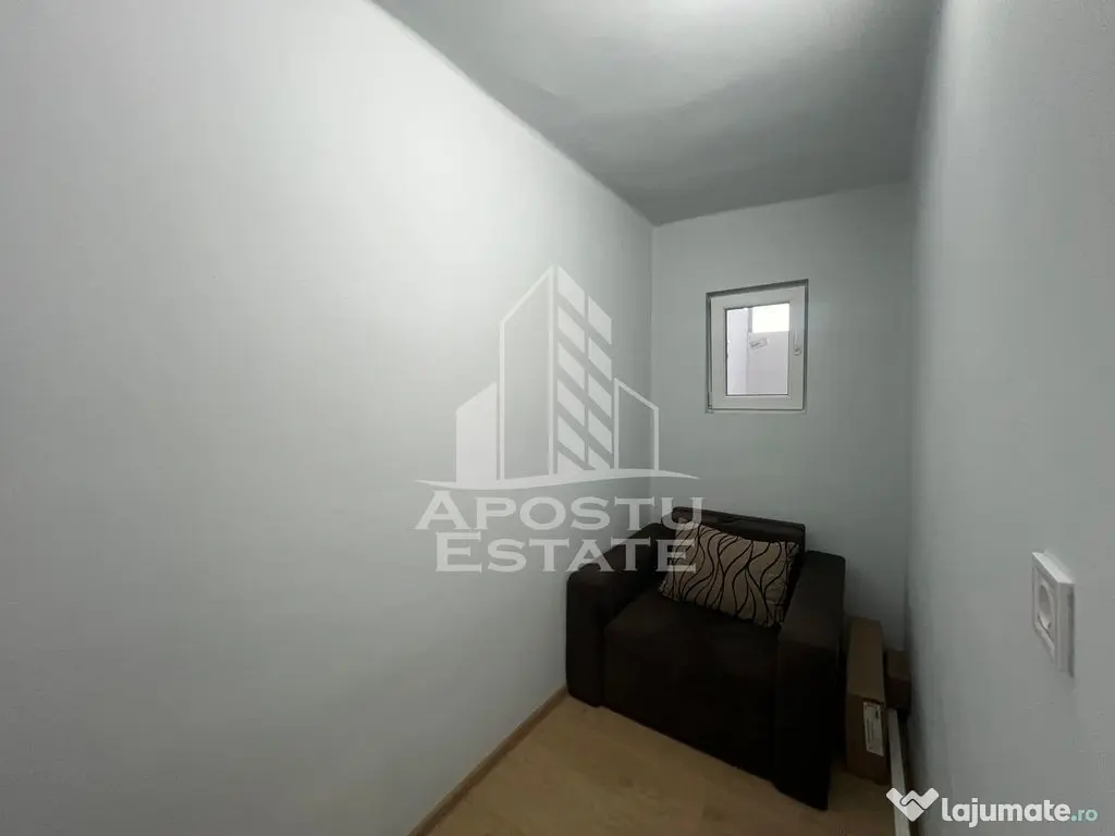 Inchiriez casa cu 2 apartamente ptr muncitori curte, zona Al. Ghirodei - Ghiroda (Timis)