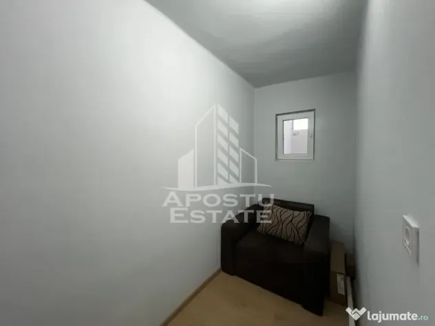 Inchiriez casa cu 2 apartamente ptr muncitori curte, zona Al. Ghirodei - Ghiroda (Timis)