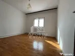 Apartament cu 3 camere, 2 bai, decomandat, centrala proprie, Sagulu